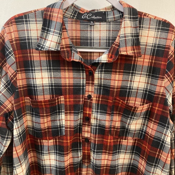 G Collection Plaid Shirt - Picture 2 of 5